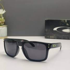 Picture of Oakley Sunglasses _SKUfw66124136fw